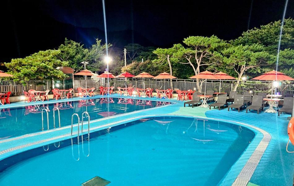 Mohang Haenaru Family Hotel Buan Eksteriør billede